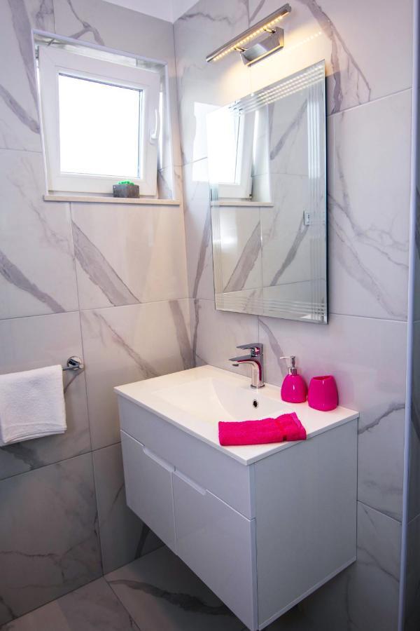 Apartments Samac Sibenik Luaran gambar